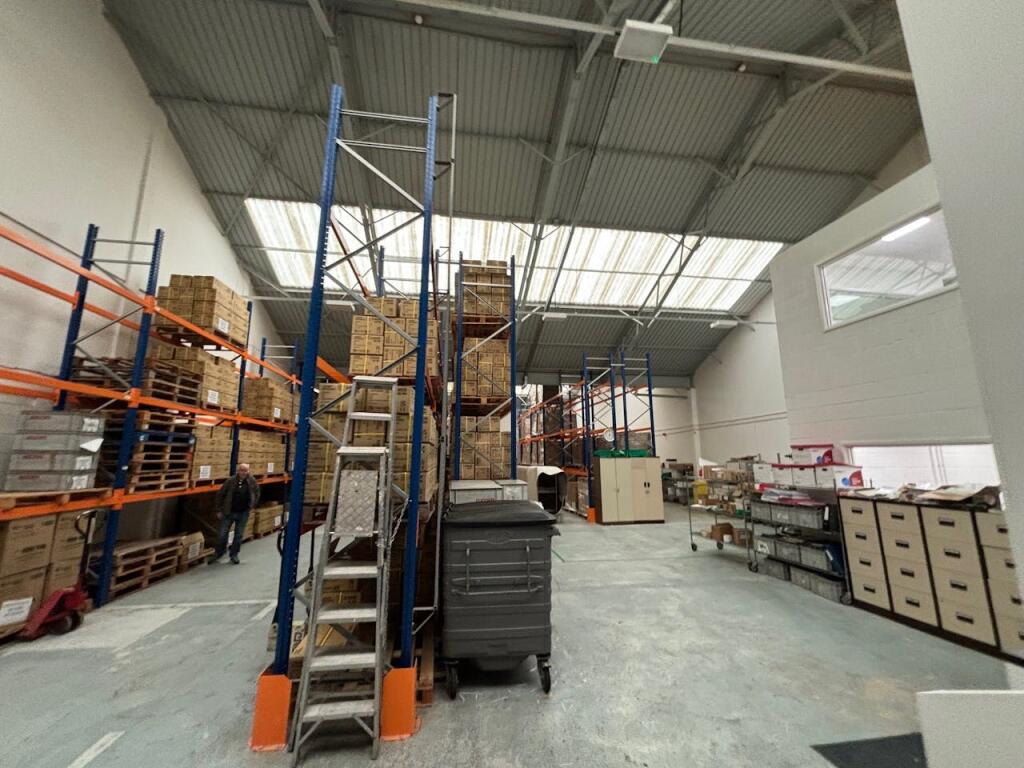 Additional image 4 of Unit D, De Clare House, Pontygwindy Road, Caerphilly, CF83 3HU