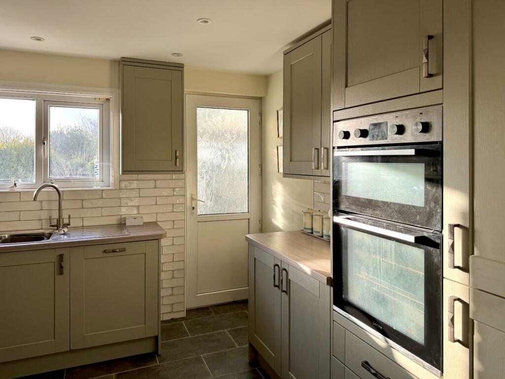 Additional image 4 of South Road, Sully