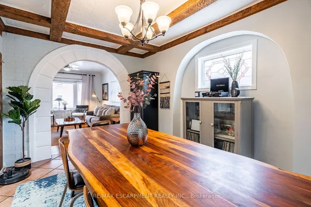 Additional image 14 of 164 Edgemont St