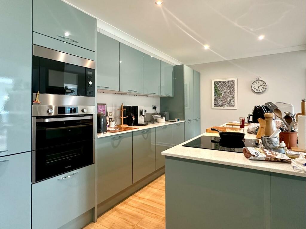 Additional image 8 of Caynham Avenue, Penarth