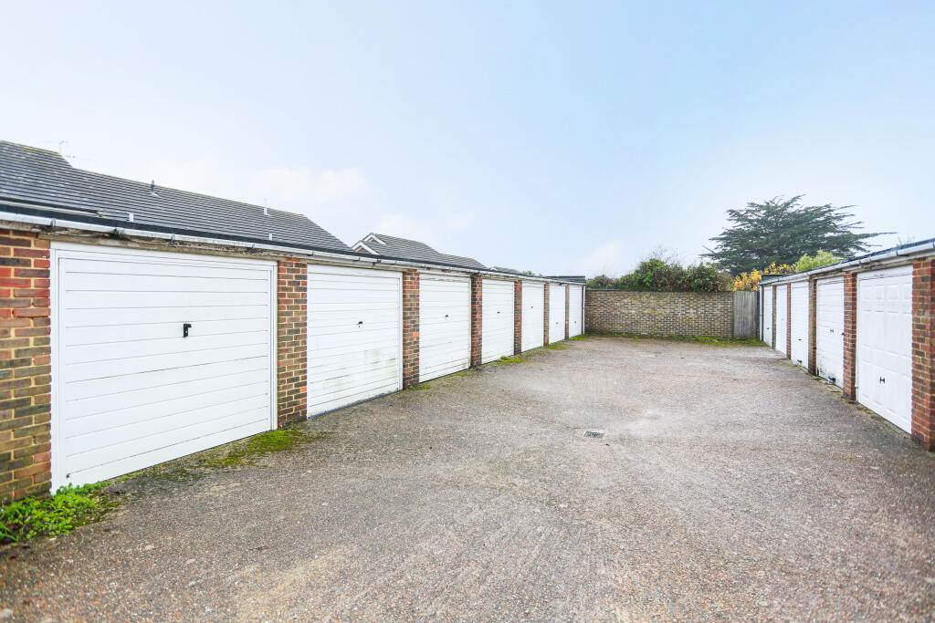 Additional image 28 of Fulmar Close, Hove, East Sussex, BN3