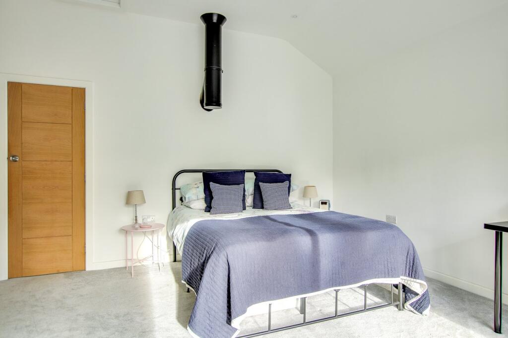 Additional image 13 of Chewton Common Road, Highcliffe, Christchurch, BH23