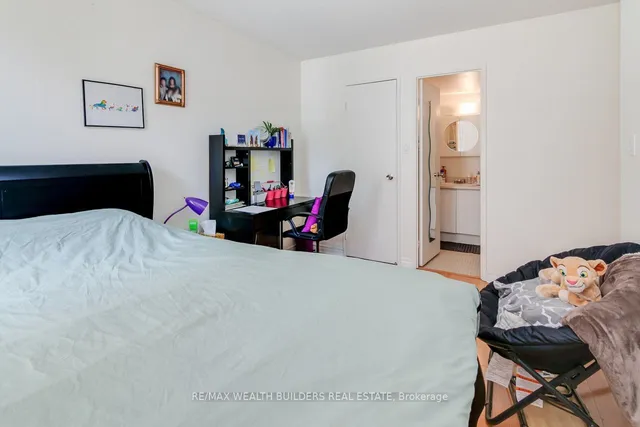 Additional image 11 of 633 Bay St Unit 219