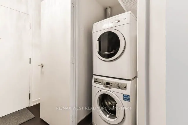 Additional image 15 of 1030 King St