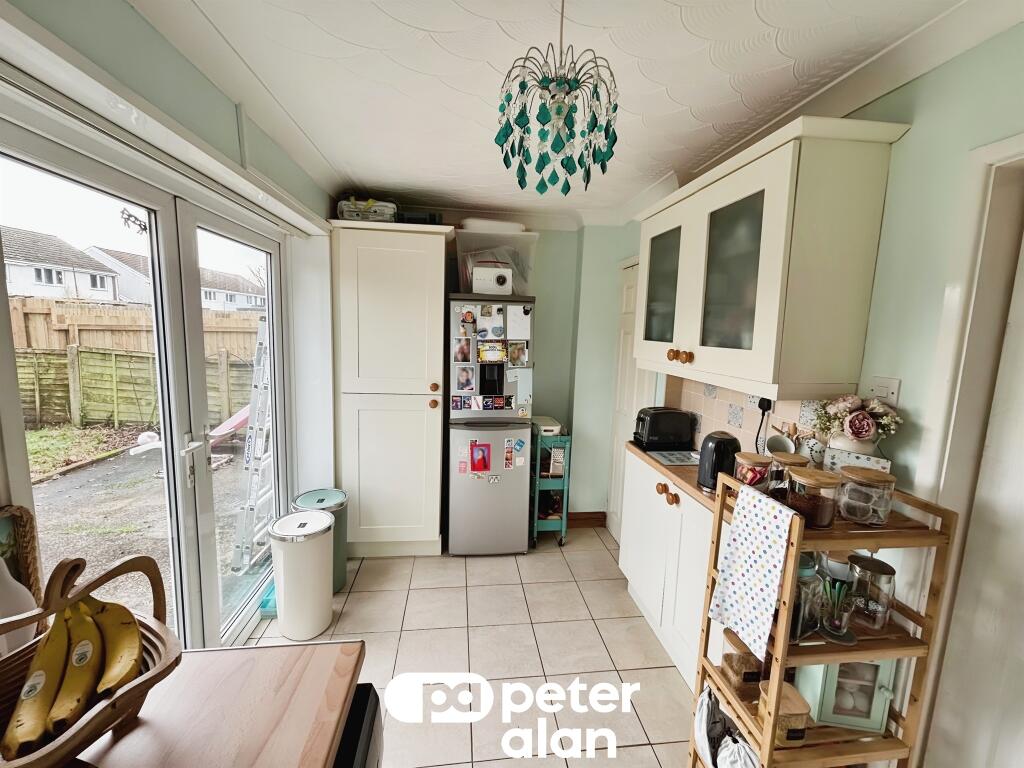 Additional image 14 of Swn Y Nant, Penpedairheol, Hengoed