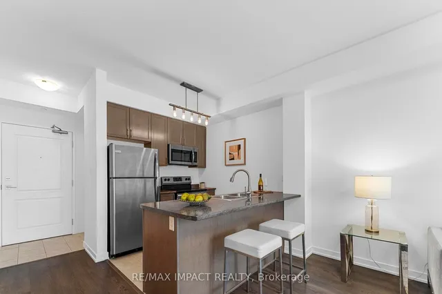 Additional image 5 of 125 Shoreview Pl Unit 325