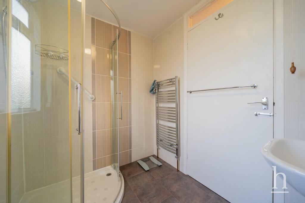 Additional image 21 of Links Close, Raby Mere, CH63