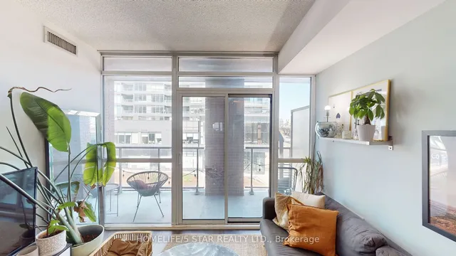 Additional image 11 of 169 Fort York Blvd Unit 308
