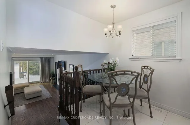 Additional image 11 of 52A Cedar Brae Blvd