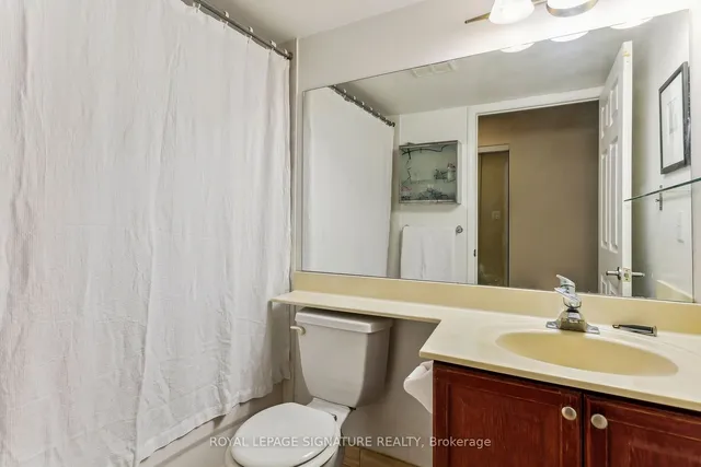 Additional image 10 of 230 Queens Quay Unit 1119