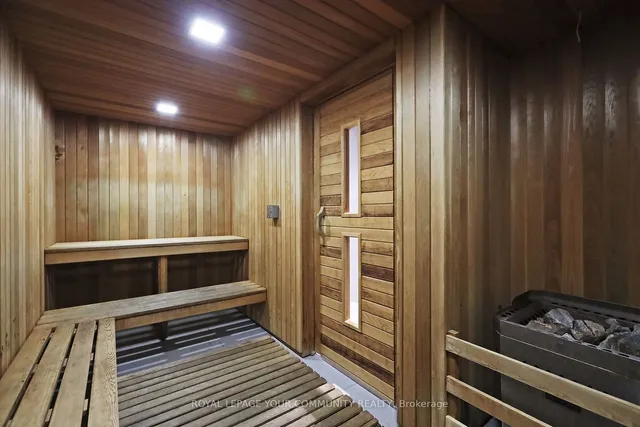 Additional image 37 of 318 Richmond St Unit 1212