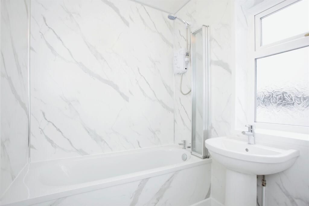 Additional image 9 of St. Annes Gardens, Maesycwmmer, Hengoed