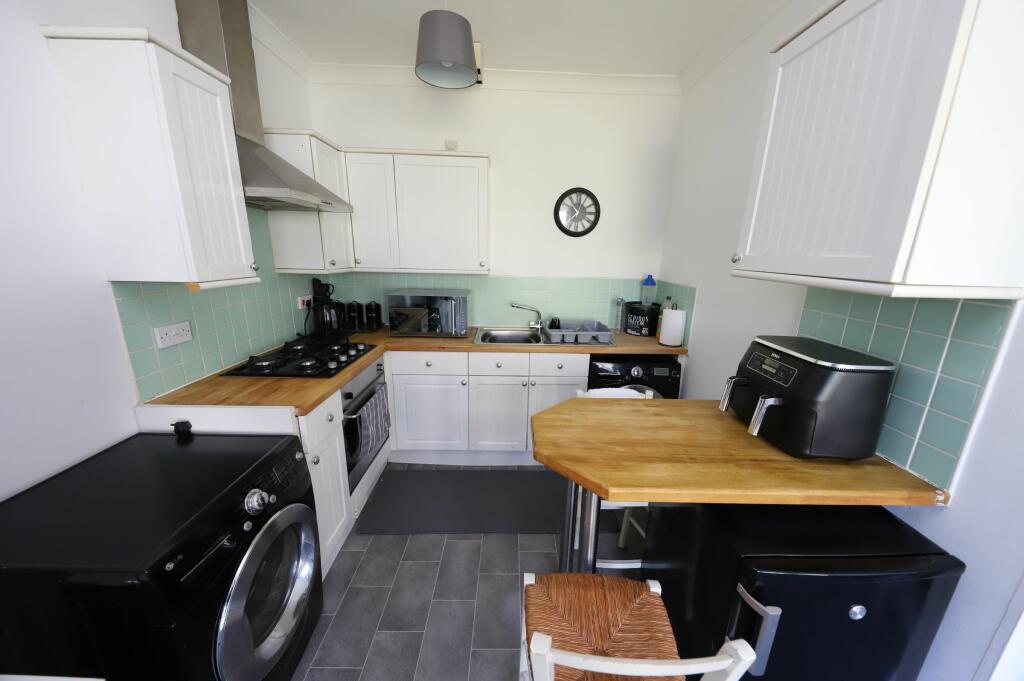 Additional image 2 of Apartment , Cwrt Brenin, Mill Street, Pontypridd