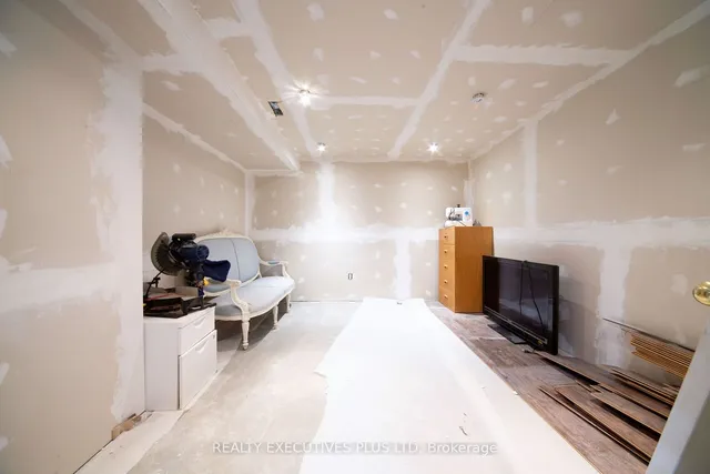 Additional image 23 of 10 Dellview Way