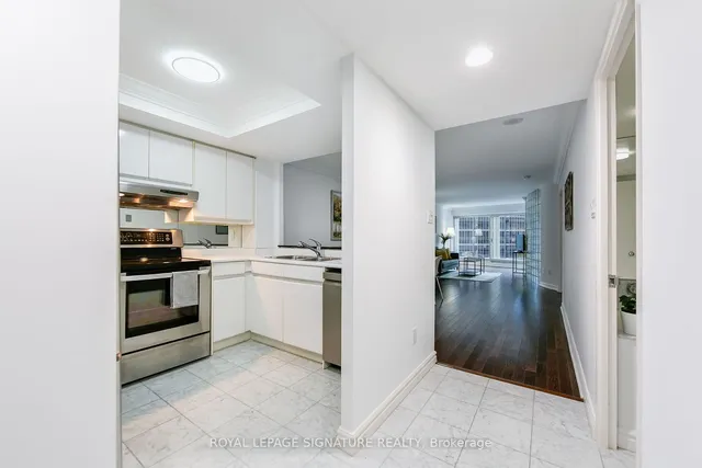 Additional image 4 of 33 University Ave Unit 605