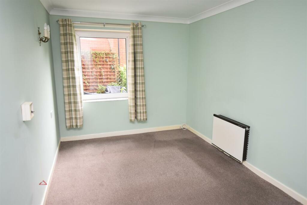 Additional image 9 of 1 Bidston Road, Prenton