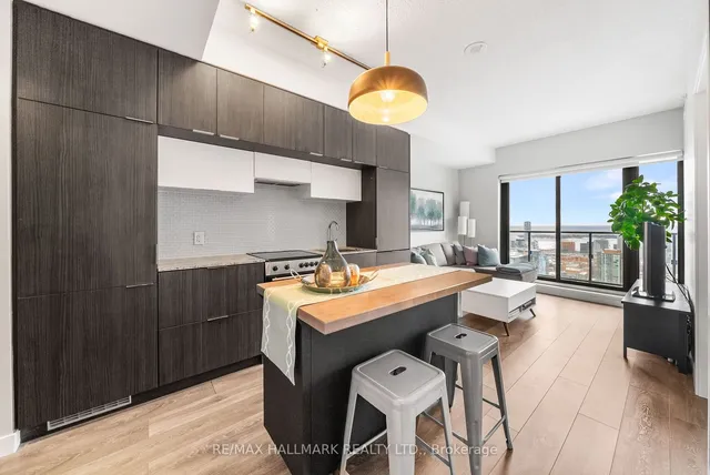 Additional image 12 of 159 Dundas St Unit 4004