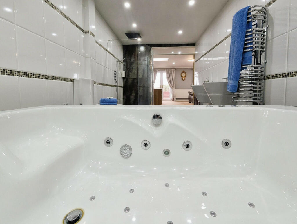 Additional image 45 of Clos Cae Pwll, Treharris, CF46