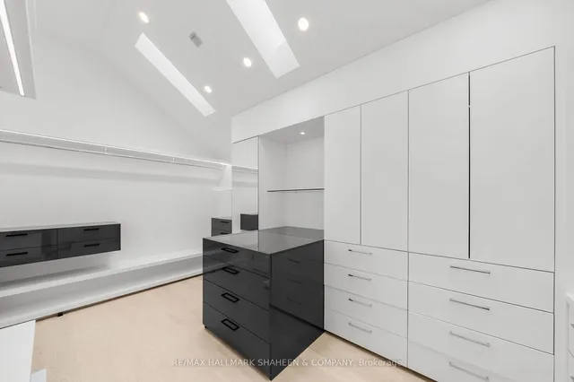 Additional image 28 of 78 Cameron Ave