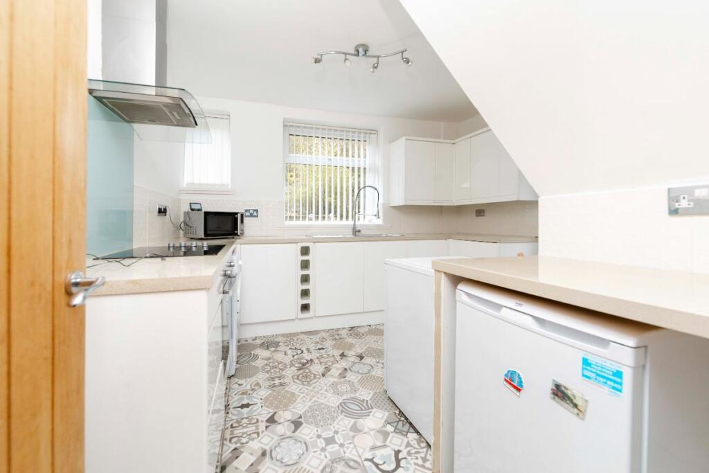 Additional image 10 of Maen Ganol, Trelewis, Treharris