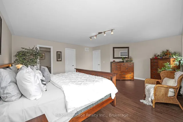 Additional image 18 of 32 Waterwheel Cres