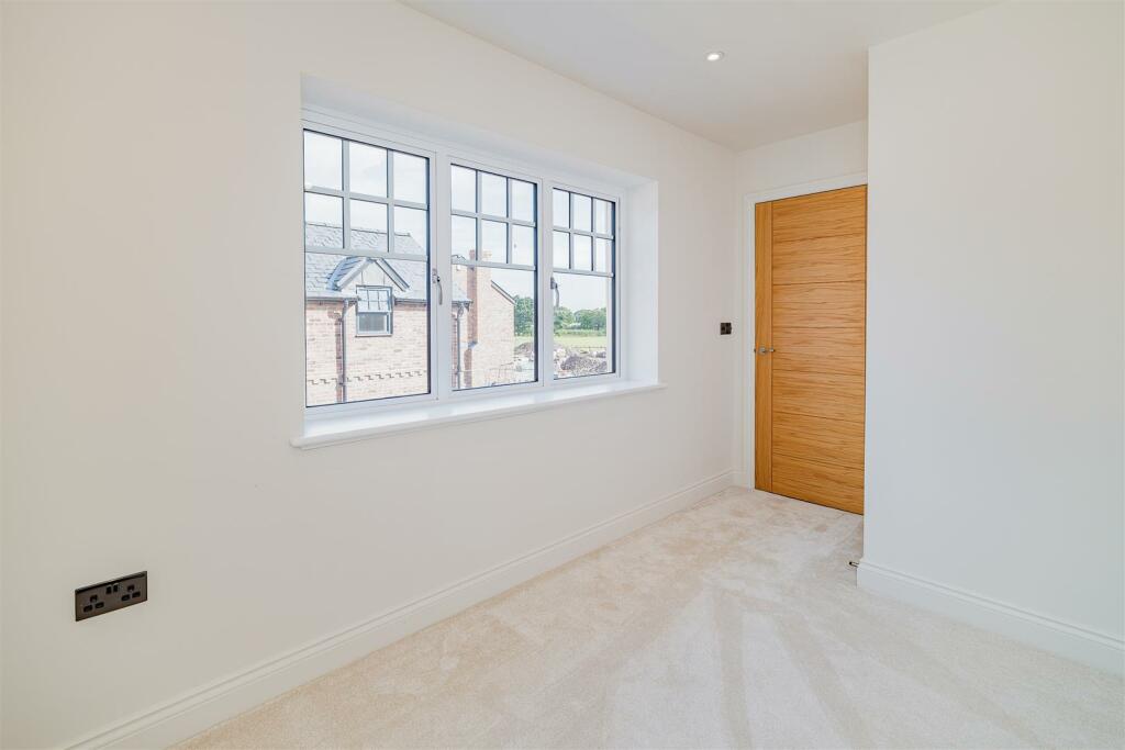 Additional image 23 of Belgrave Garden Mews, Pulford, Chester