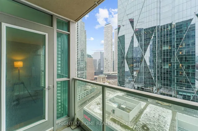 Additional image 19 of 18 Yonge St Unit 2315