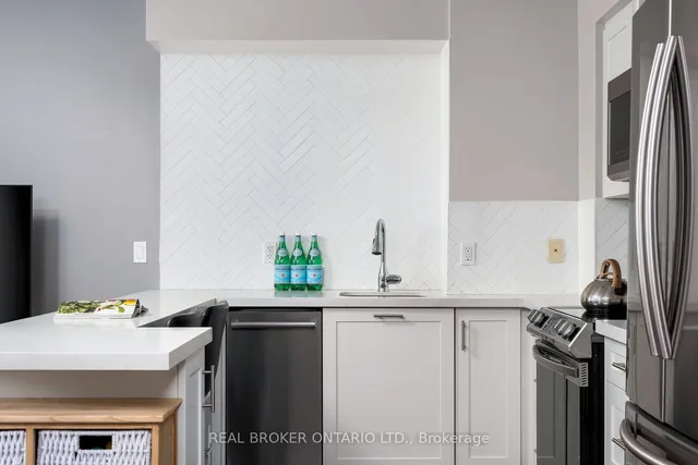 Additional image 13 of 2240 Lake Shore Blvd Unit 605