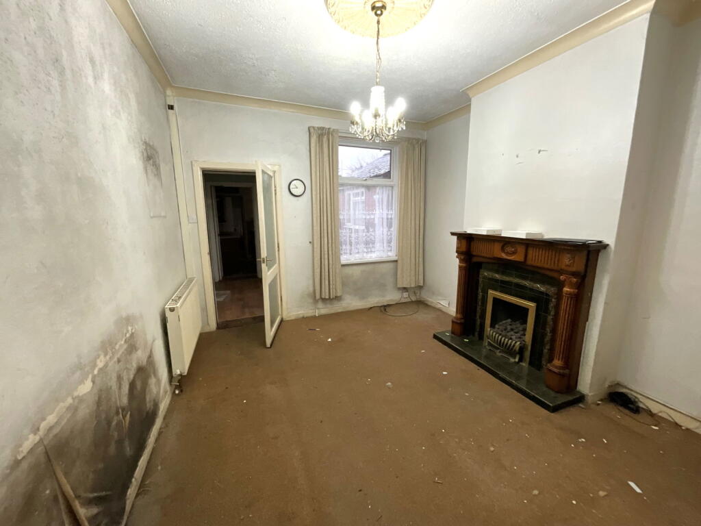 Additional image 4 of ROWLEY REGIS, Avenue Road