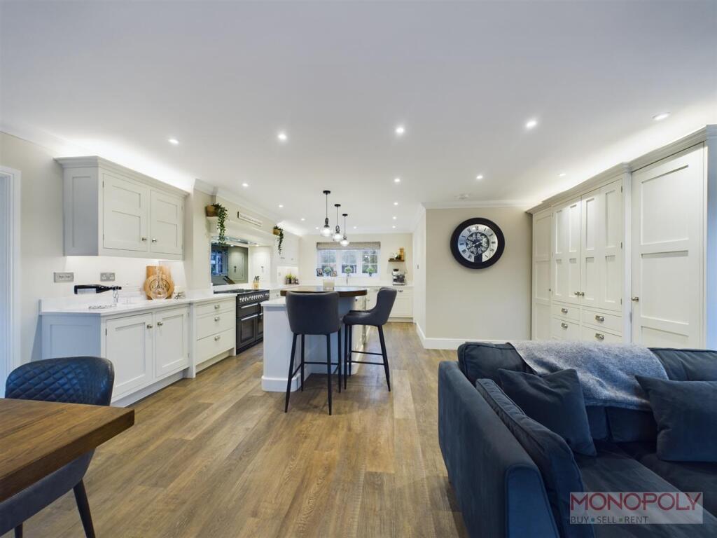 Additional image 8 of Ivy Court, Pulford, Chester