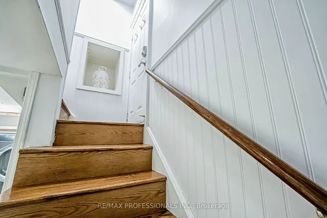 Additional image 26 of 46 Seventh St