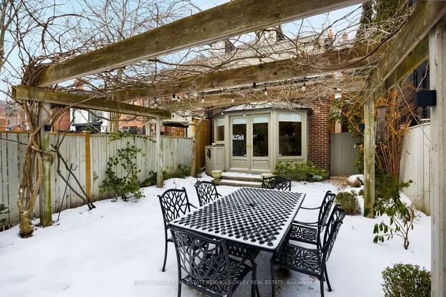 Additional image 29 of 137 Roxborough St