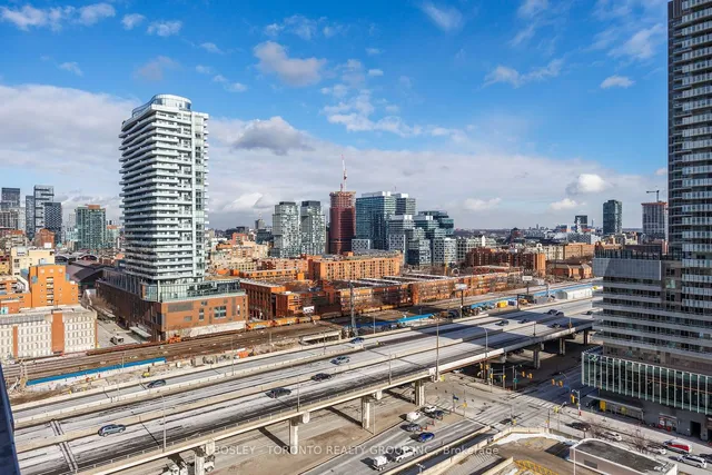 Additional image 38 of 138 Downes St Unit 1706