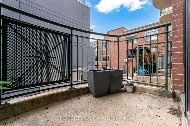 Additional image 30 of 901 Queen St Unit 213