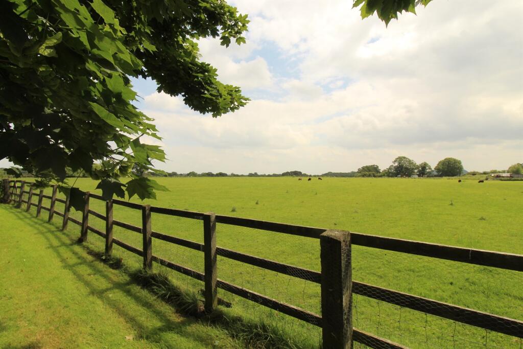 Additional image 34 of Hoofield Lane, Huxley, Chester