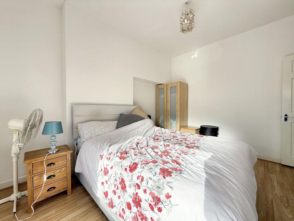 Additional image 17 of Oxford Street, Gelligaer, CF82