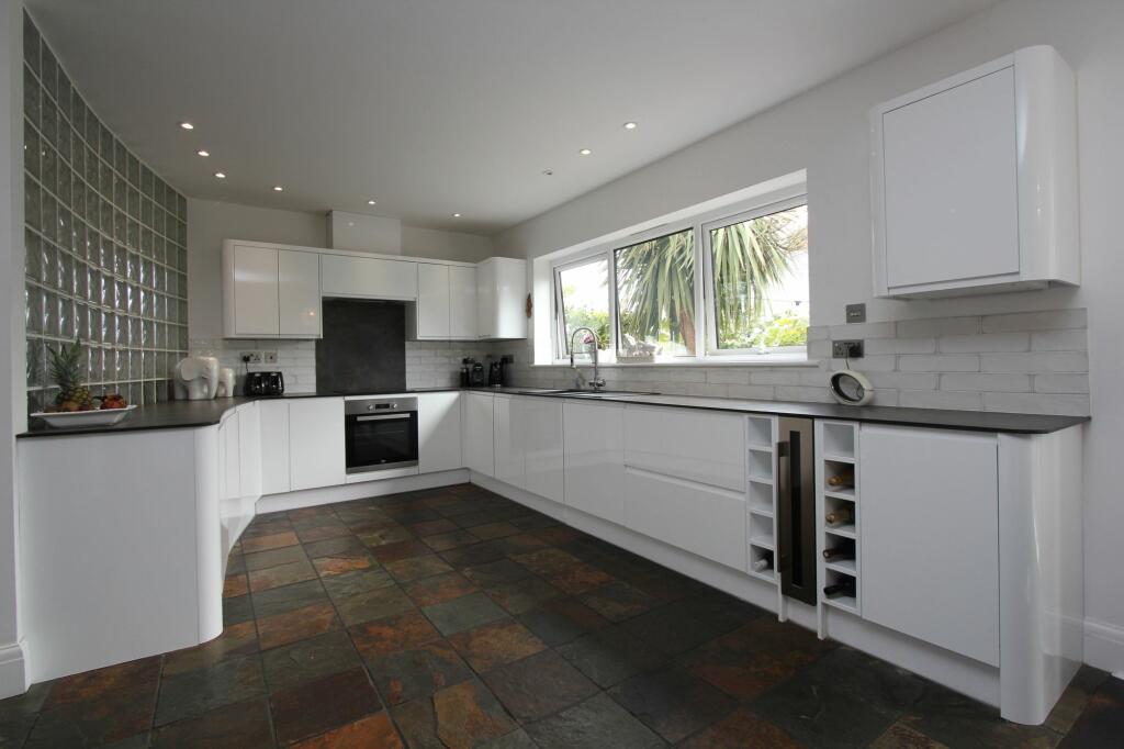 Additional image 18 of Lower Farm Court, Rhoose, CF62