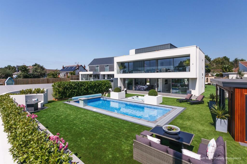 Additional image 12 of Sea View Court, Fontygary Road, Rhoose, Vale of Glamorgan, CF62 3FN