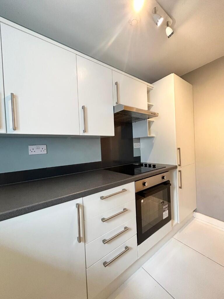 Additional image 17 of Catherine Street, Cardiff(City), CF24