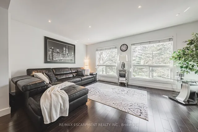 Additional image 18 of 1155 Paramount Dr Unit 26