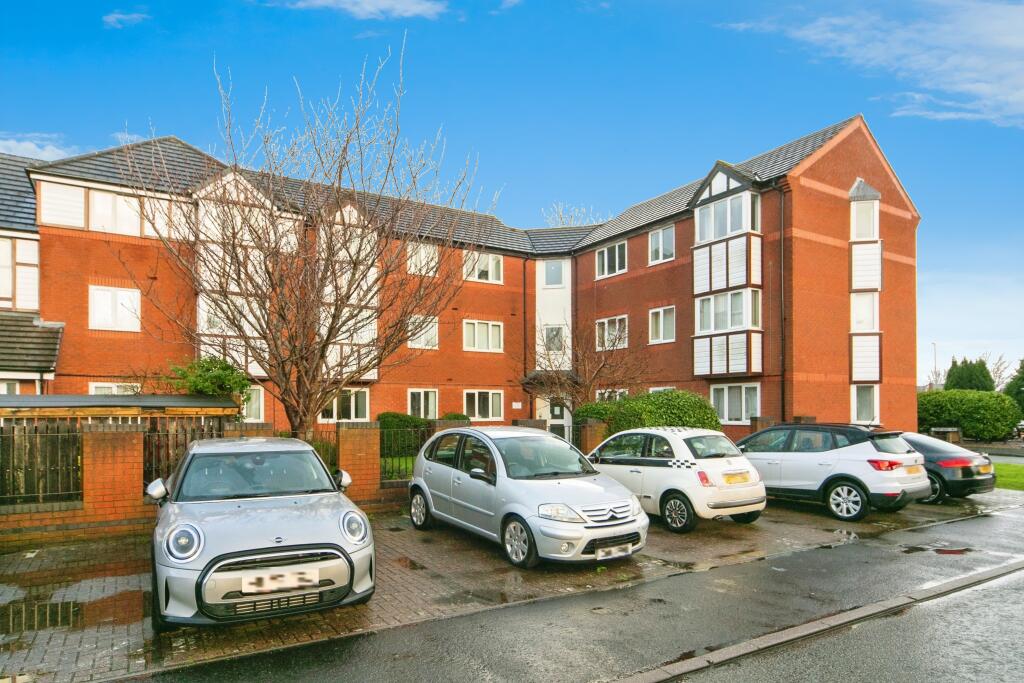 Primary image of Portland Gate, Portbury Close, Wirral, Merseyside, CH62