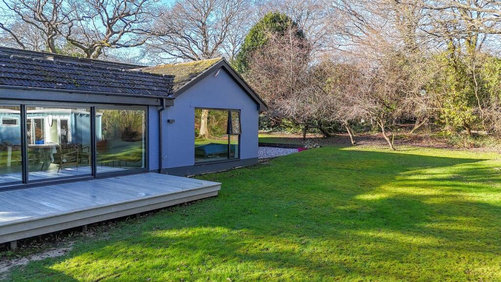 Additional image 20 of Chewton Common Road, Highcliffe, Christchurch, BH23