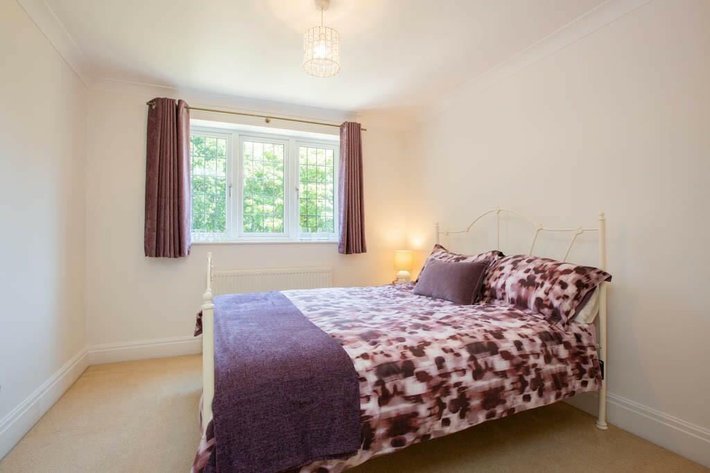 Additional image 41 of Kings Drive, CH48