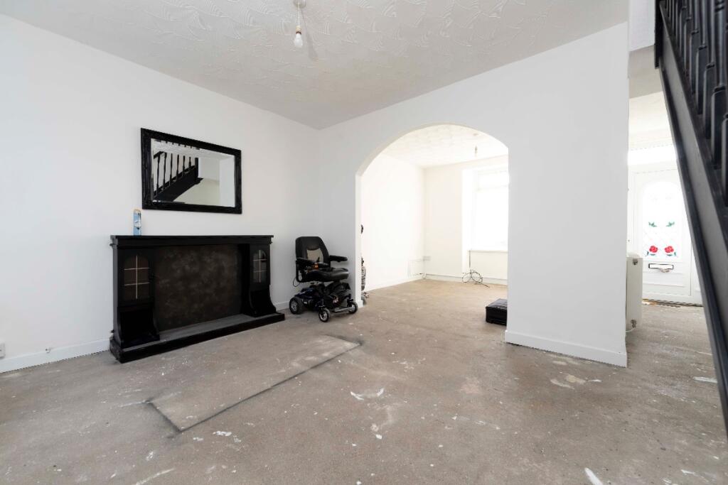 Additional image 4 of Bedlinog Terrace, Bedlinog, Treharris