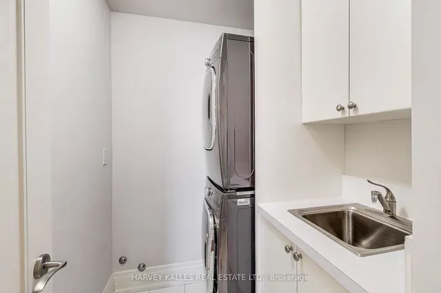 Additional image 34 of 68 Yorkville Ave Unit 1002