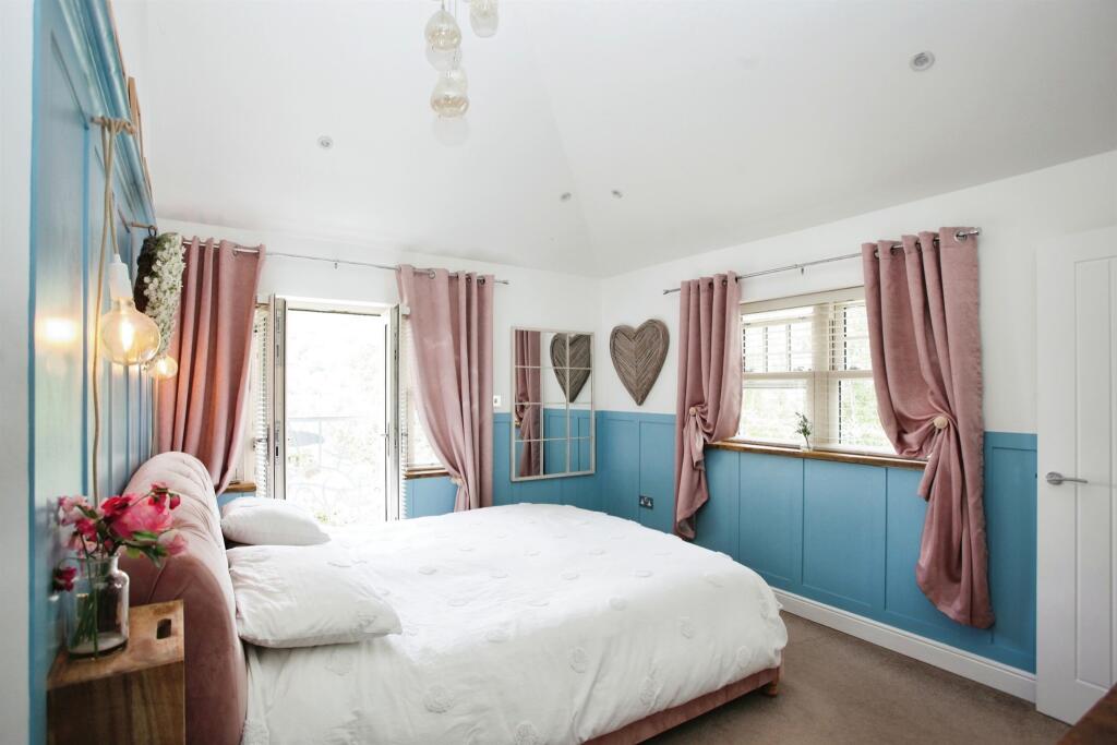 Additional image 5 of Woodland Terrace, Maesycoed, PONTYPRIDD