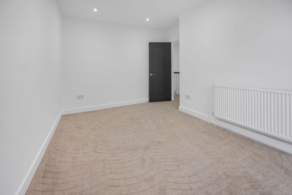 Additional image 15 of Commercial Street, Senghenydd, Caerphilly, CF83 4FZ