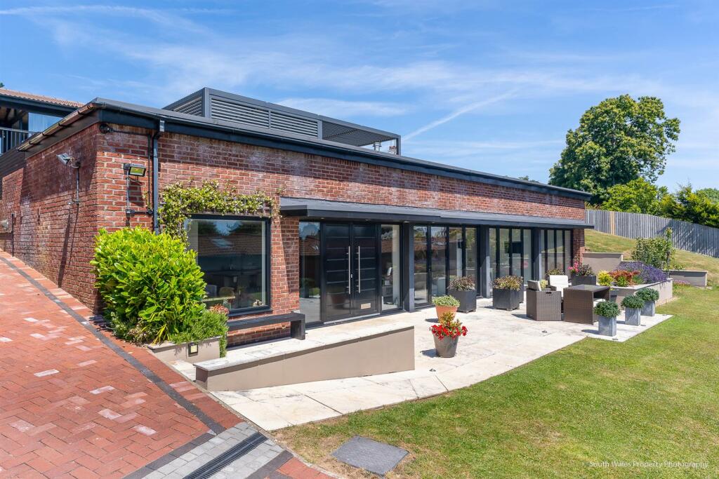 Additional image 17 of The Old Orchard, 7 Merevale, Dinas Powys, CF64 4HS