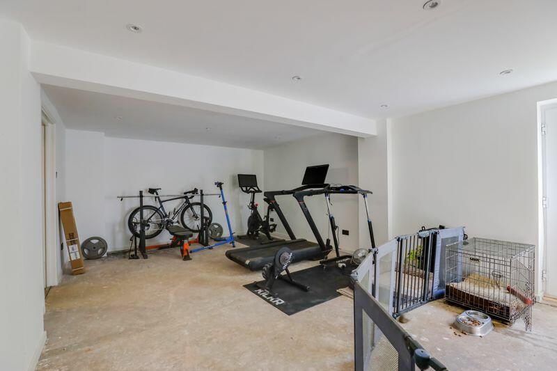 Additional image 6 of 23 Duffryn Crescent, Peterson Super Ely, The Vale of Glamorgan CF5 6NF