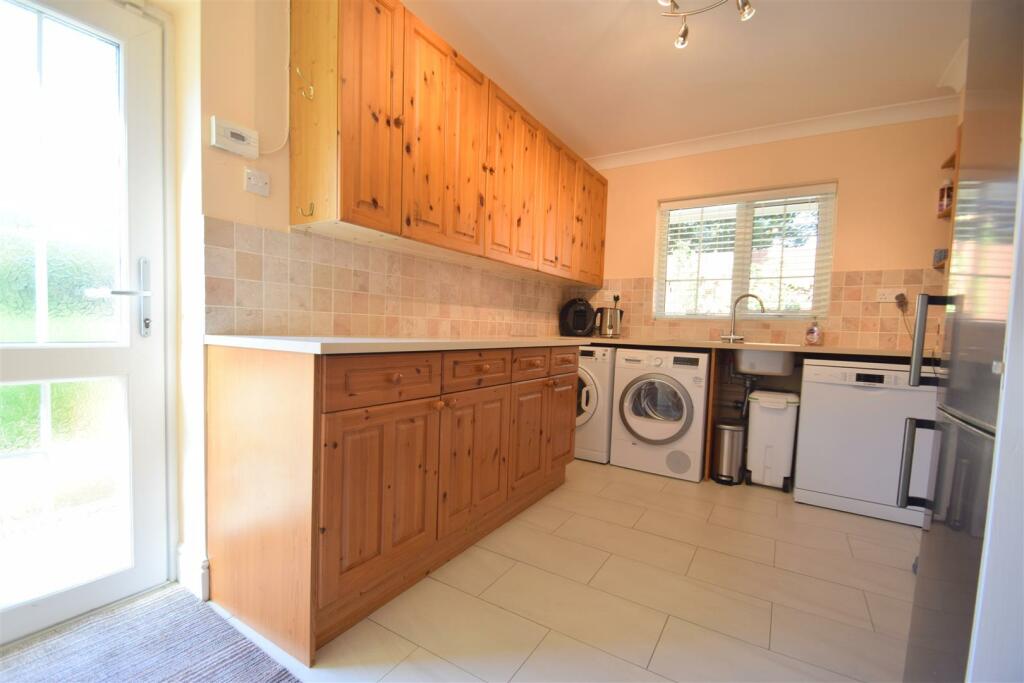 Additional image 9 of Cae-felin, Bryncethin, Bridgend, Bridgend County Borough, CF32 9YR